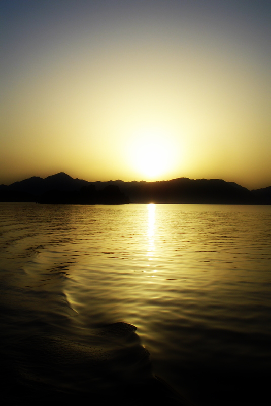 the ethereal & elusive light